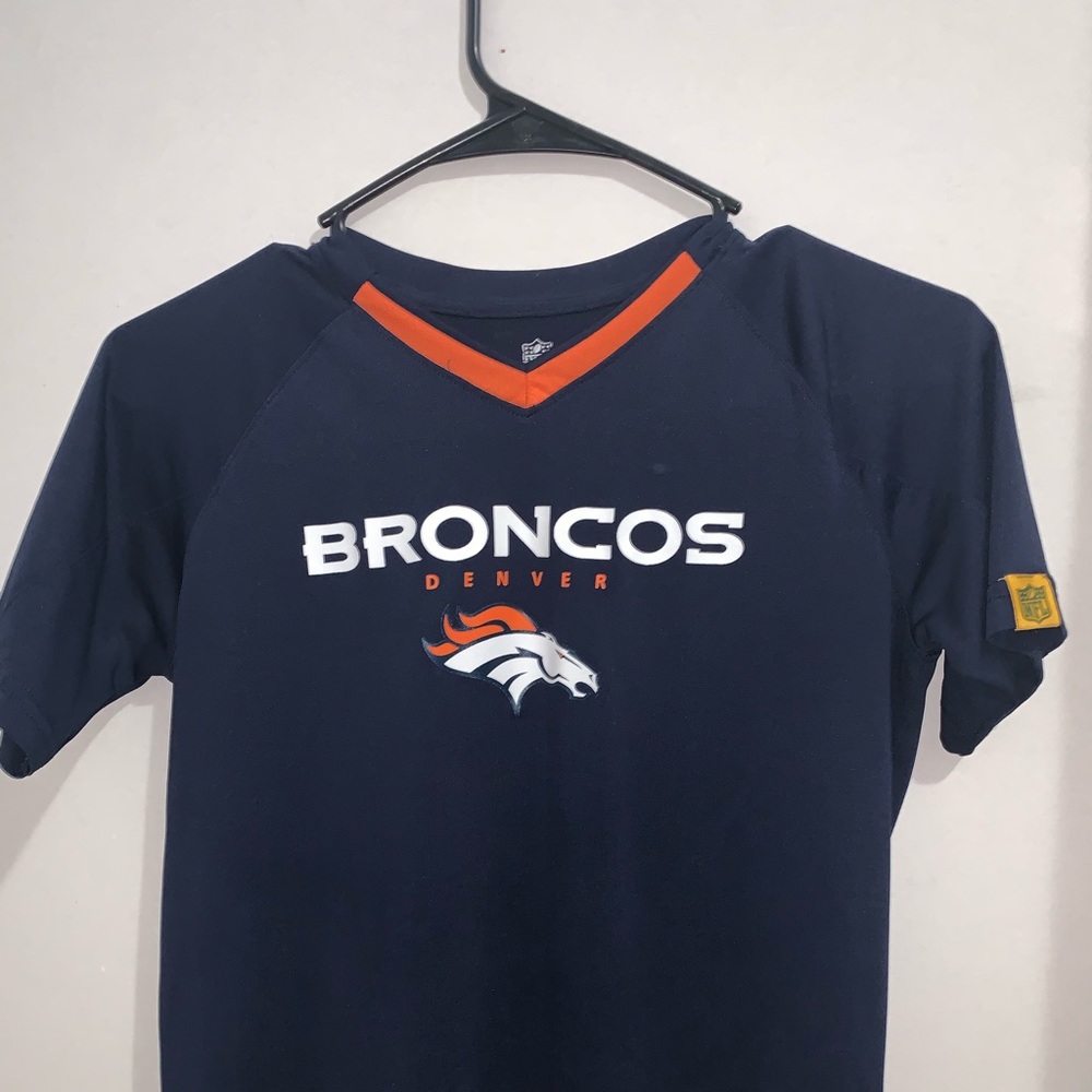 Bronco Tee